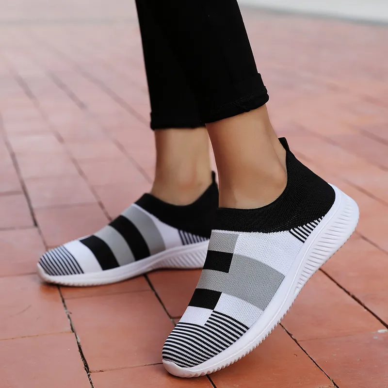 Running Shoes Man Woman Sneakers Jogging Vulcanized High Quality Plus Size Walking Men Women Trainers