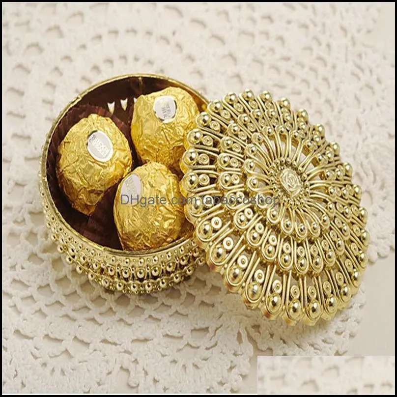 Gift Wrap European-style Wedding Table Decorations Hollow Candy Box Fashion Design Round Boxes Party Favors Gold Silver Available