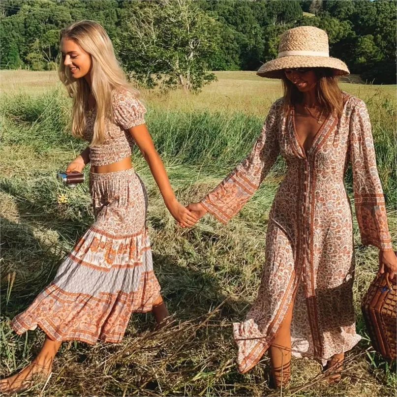 Green Red Bohemian Beach Long Women Button V neck Flared Sleeves Autumn Dress Boho Hippie Chic Maxi Vestidos 220613