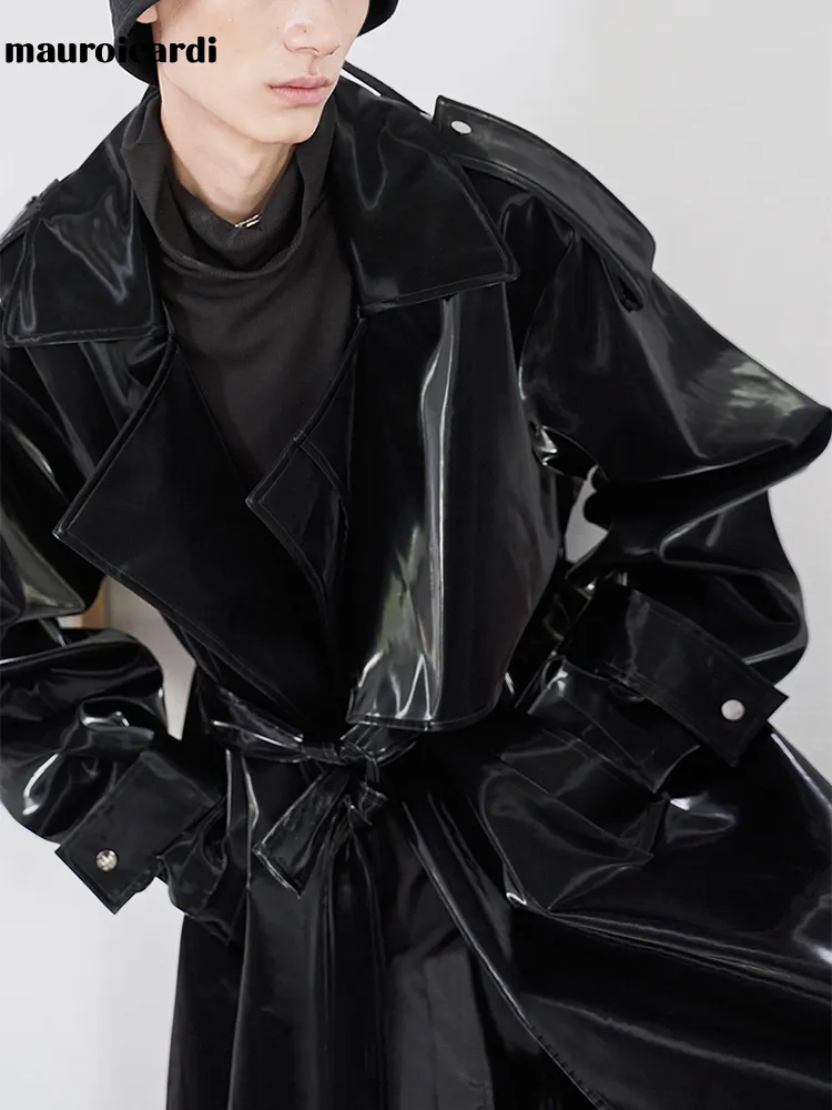 Mauroicardi Brand Long Oversized Luxury Reflective Shiny Patent Leather Trench Coat Men Fashion Belt Waterproof Rain Coat 220812