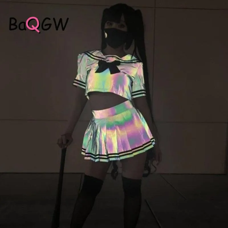 Abiti da lavoro BaQGW Reflection Dazzle Color Stile giapponese Gonna da donna sexy Set Bow Elastico in vita Colletto da marinaio Abito casual Large SizeWork