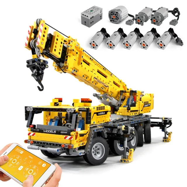 Remote Control Mobile Crane MK II Ultimate 42009 Building Blocks - Main Image