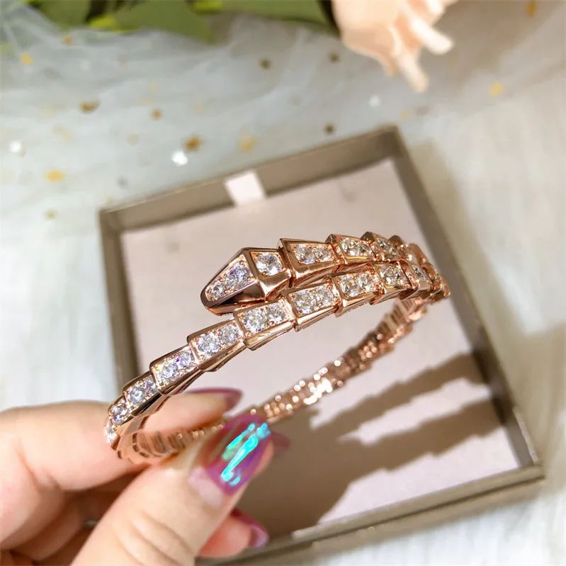 Rose Gold Armband Designer Jewelry for Women Love Bangle Luxurious Design Jewelery Silver Snake Charm Noble Friendship Diamond Valentine's Day Serpent Armband äkta armband