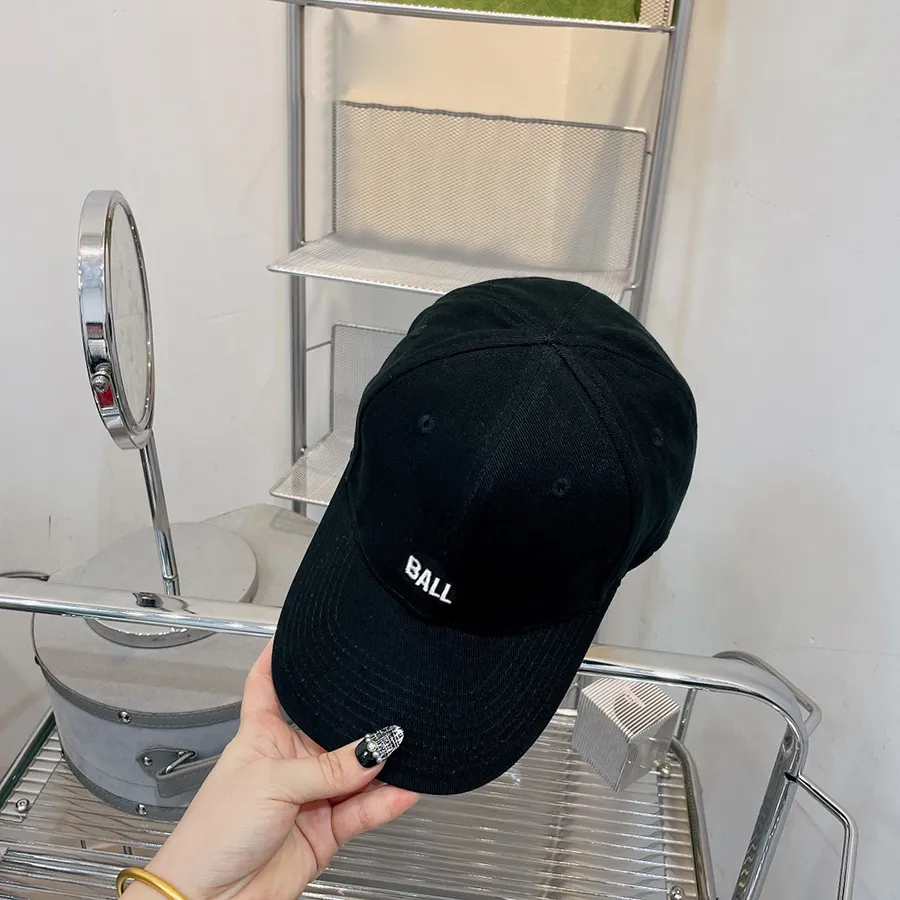 Sommarbollkepsar Designer Street Hat Mode Baseballkeps för man kvinna 13 färger hög kvalitet