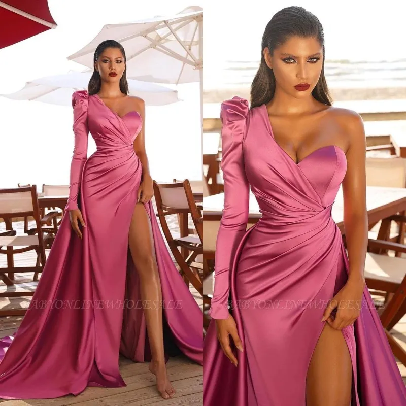 One-shoulder Thigh-high Slit Long Sleeve Prom Dress