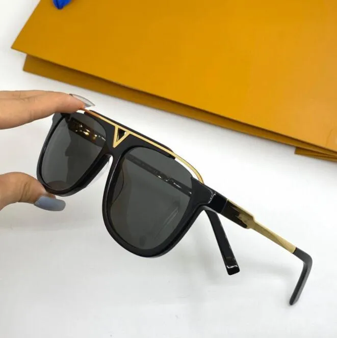 Louis vuitton mascot sunglasses sales black