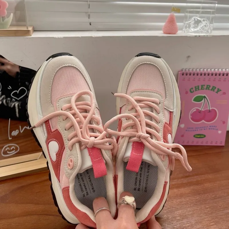 DHgate.com:Korean Womens Strawberry Pink Kawaii Love Sports