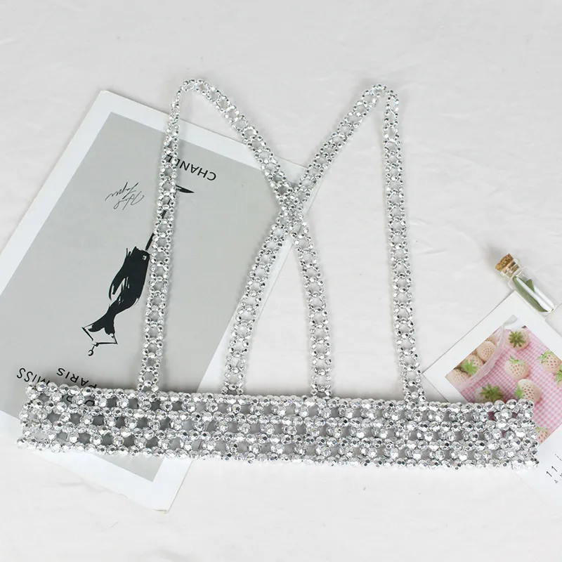 Silver Pearl Sling Chain Nirdle Sypenders Dekoracja damskiej z koszulą Kościa Pasek Pasek Zewnętrzne zużycie Ins