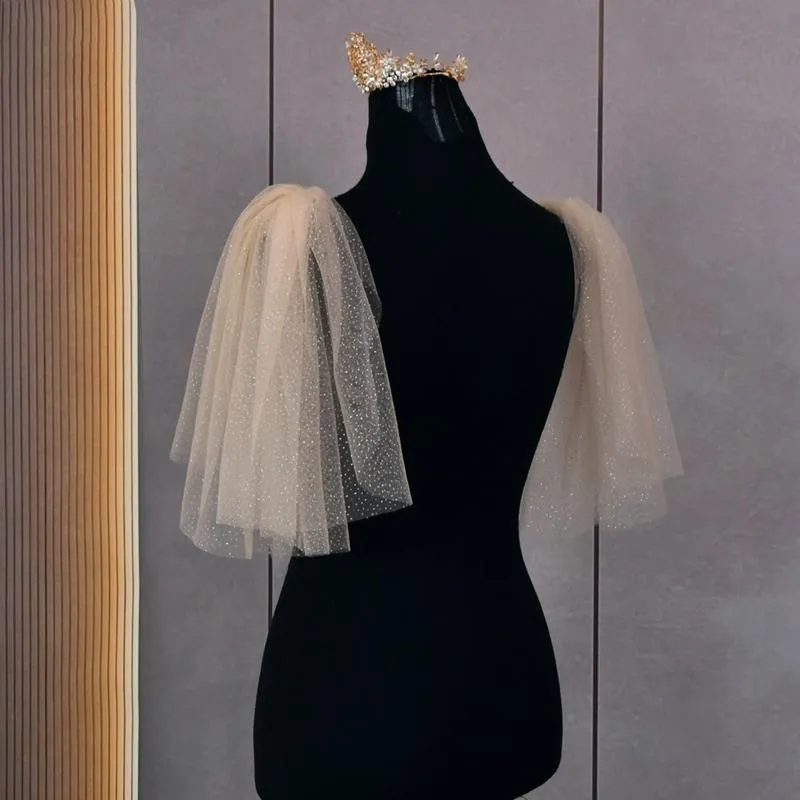 Berretti Stile elegante Scialle da sposa Coprispalle Avvolgente Decorazione dorata Mantella con spalla splendenteBerretti