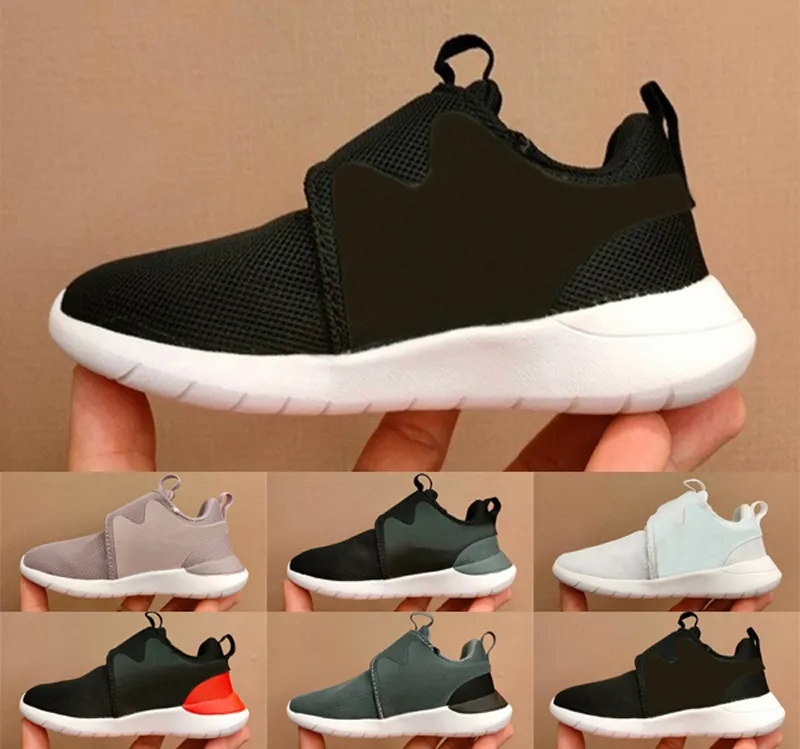 Rosherun Kids Trainers 4.0 Koşu Ayakkabıları Yarışçı 2 5 Tasarımcı Üçlü Beyaz Siyah Kırmızı Erkek Spor Yürüyüş Spor ayakkabıları açık kızlar koşu ayakkabı çocuk zapatos