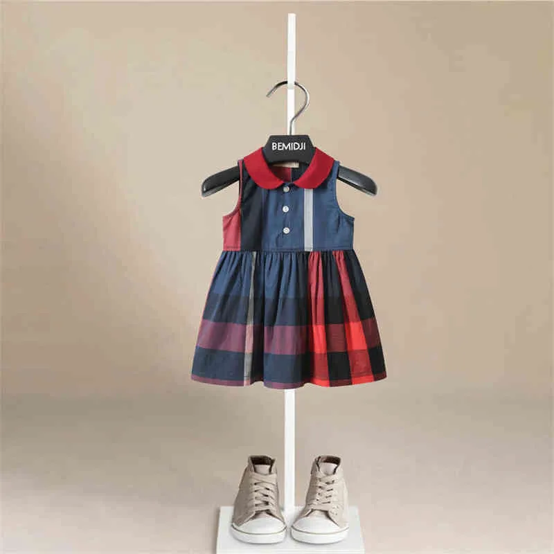 2022 Luxe design babymeisjes jurk kinderen plaid katoen schattig feest Engeland prinses jurken zomer mouwloze zoete kleren g220506