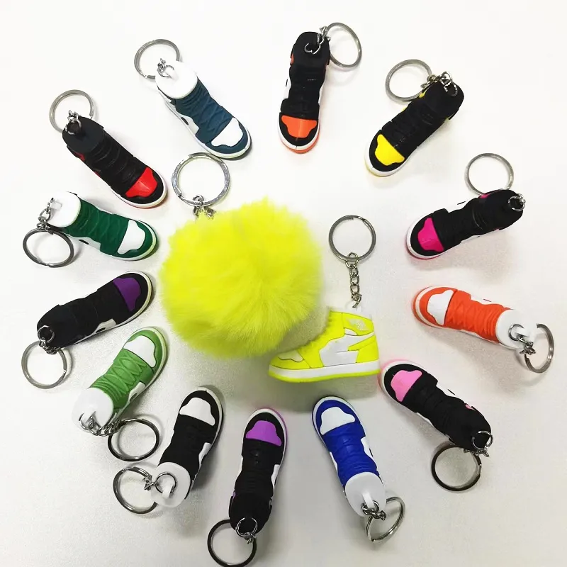 Designer Mini Siliconen 3D Sneaker Pompom Sleutelhanger Mannen Vrouwen Kids Sleutelhanger Gift Schoenen Sleutelhangers Handtas Ketting Basketbal Konijn Haar Sleutelhanger