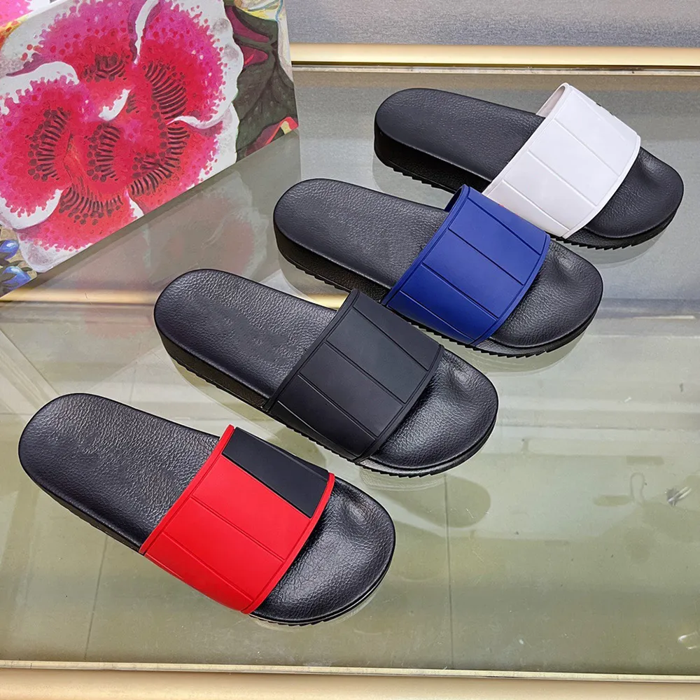 New Mens Luxury Designer Slippers Sandals Upper с логотипом бренда, чтобы подчеркнуть бренд «Слух и удобный бассейн» пляжные пляжные тапочки