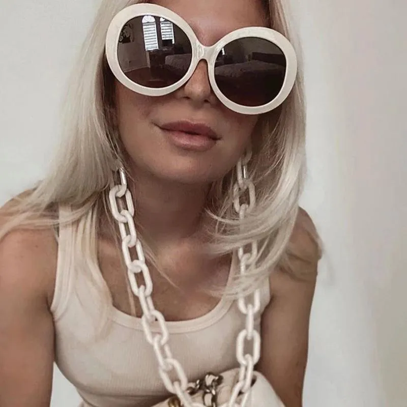 Sunglasses Chain Round Women Luxury Designer Big Retro Sun Glasses Female Oversized Shades UV400 Beige EyewearSunglasses