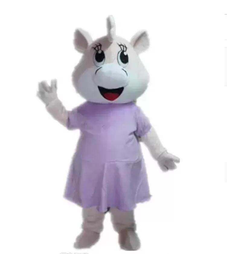 Venda de fábrica de desconto Um traje de mascote gordo de gado com vestido roxo para adulto para usar o tamanho adulto de personagem alta qualidade