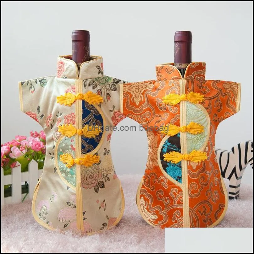 Vintage Chinese knot Christmas Wine Bottle Bag Dining Table Decoration Wine Cover Bottle Packaging Bags Silk Brocade Pouch fit 750ml