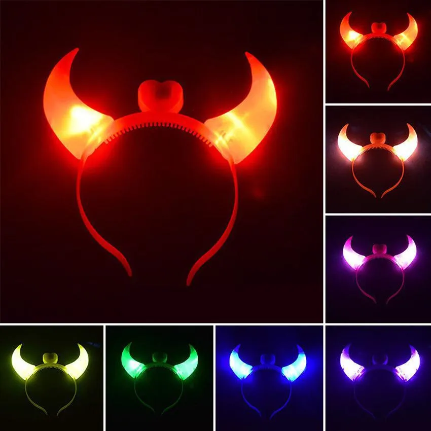 Halloween LED Rave Toy Devil Horn Light Up Headband Lampeggiante-Corno Decorazioni per feste di Natale Copricapo glitterato