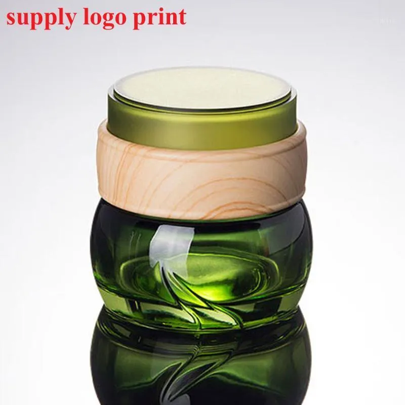 50 pçs / lote 50g frasco de creme de vidro verde com tampa de forma de madeira frascos de frascos para a noite cosmética