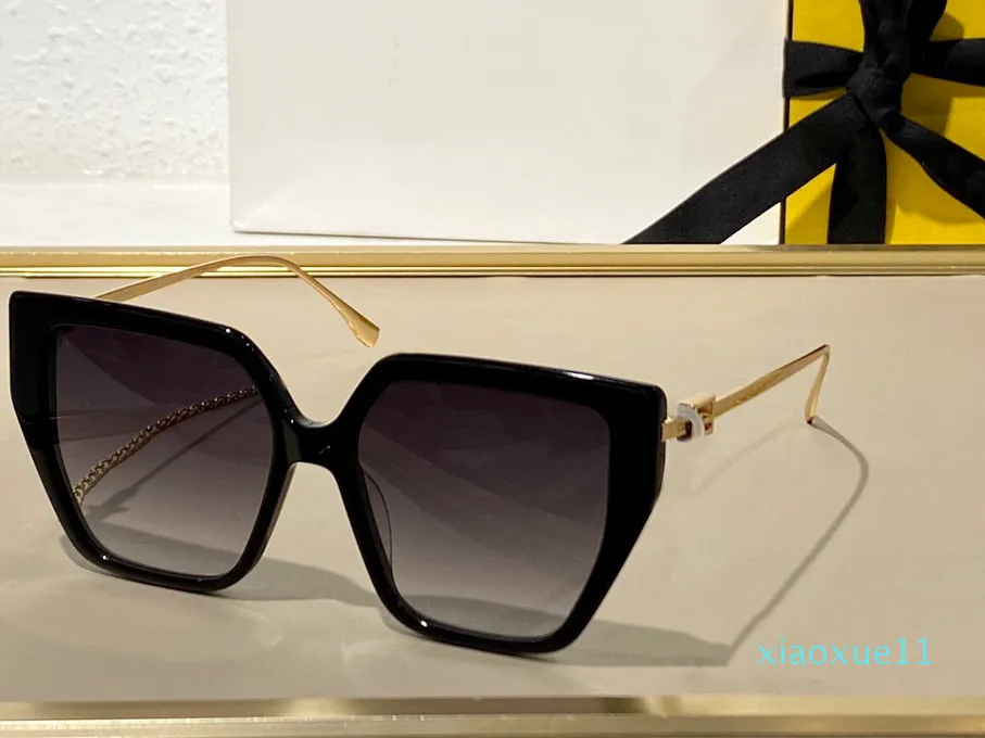 Luxury- Gafas de sol para unisex 40012 Cat Eye Summer Style Anti-Ultraviolet Retro Plate Plank Full Frame Random Box