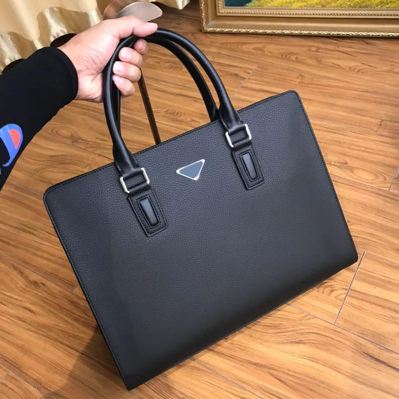 7A Luxe designer aktetas voor heren Echt lederen zakelijke laptoptas Gentlemanly Attache Case met cijferslot Messenger Bags Totes Handtassen 39cm 842-1