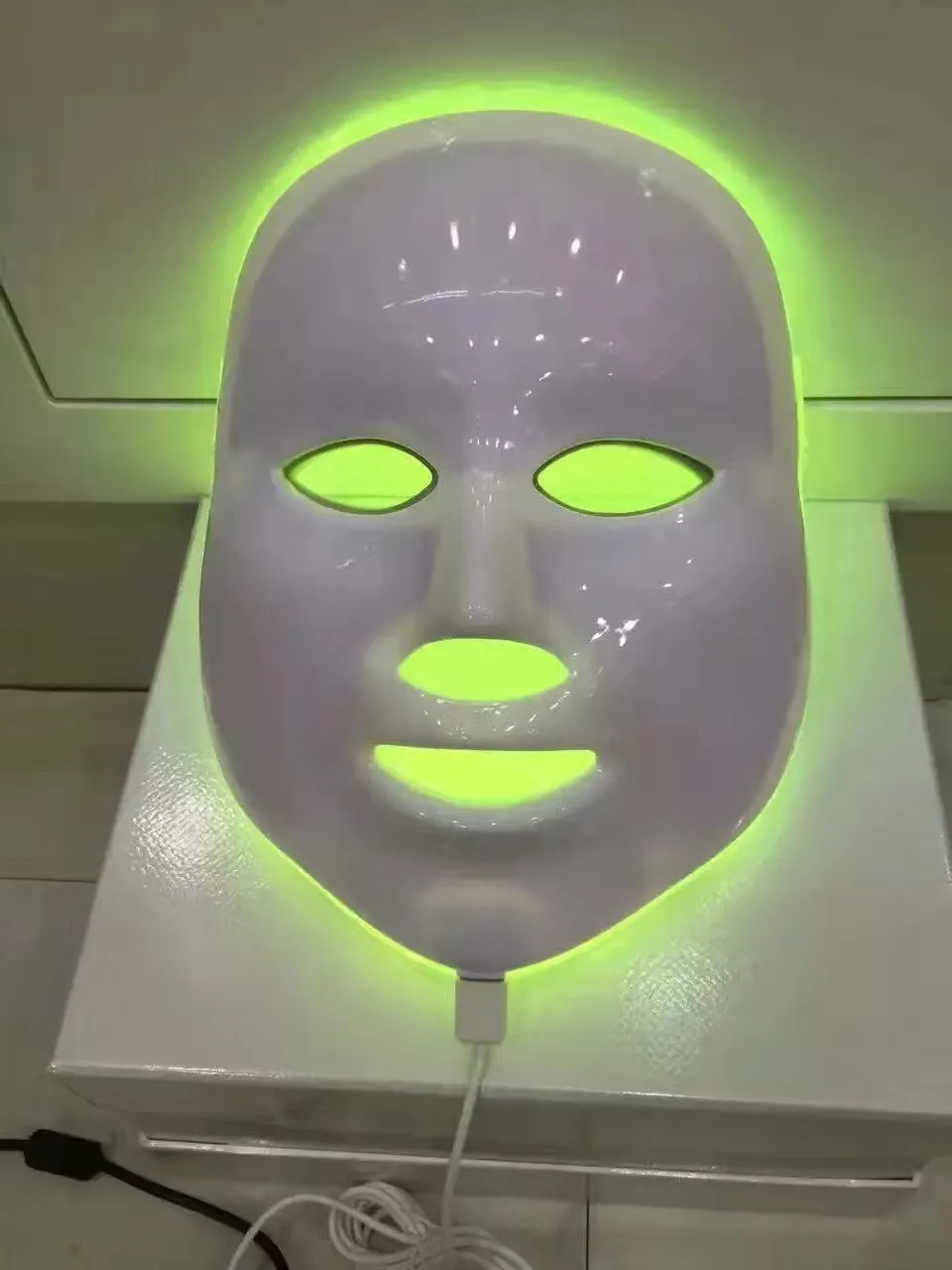 Dispositivo per la cura della pelle con luce a LED elettrica a 3/70 colori Scudo Photon Pdt Trattamento Terapia facciale Maschera per il viso di bellezza