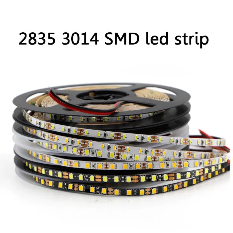 Strisce larghezza 5 mm 2835 3014 SMD Strip LED flessibile Luce a nastro 5M nastro nastro bianco / nero PCB 120led / m non a prova di acqua per decorazione 5V 12Vled