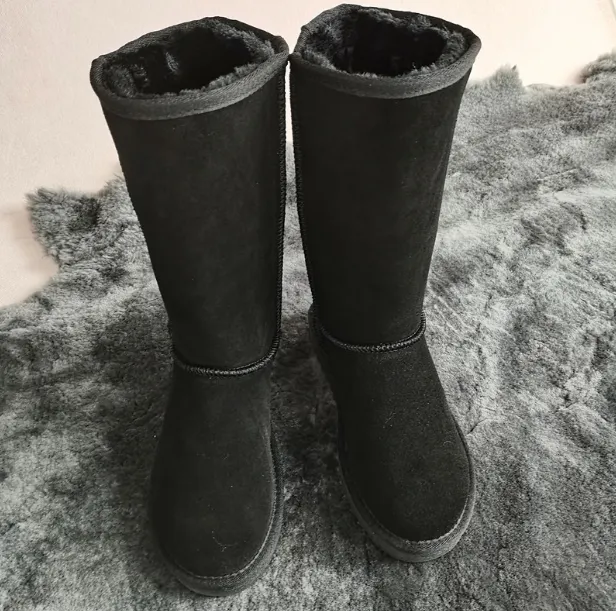 Botas de diseñador Botas de nieve Tazz de alta calidad Botas altas clásicas para mujer Botas para mujer Botas de nieve Cuero de invierno 2023