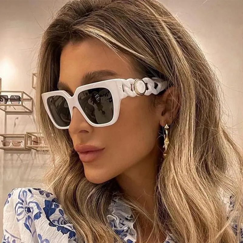 Zonnebril Merk Vierkante Designer Witte Vrouwen Mode Ontwerp Retro Zonnebril Vrouwelijke Vintage Cat Eye Lady Gafas De SolSunglasses