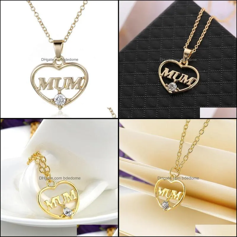 Mum Love Heart Necklace Loving Mother`s Day Gift Mother Jewelry Between Mother and Daughter Beautifully Necklace Sweater Chain