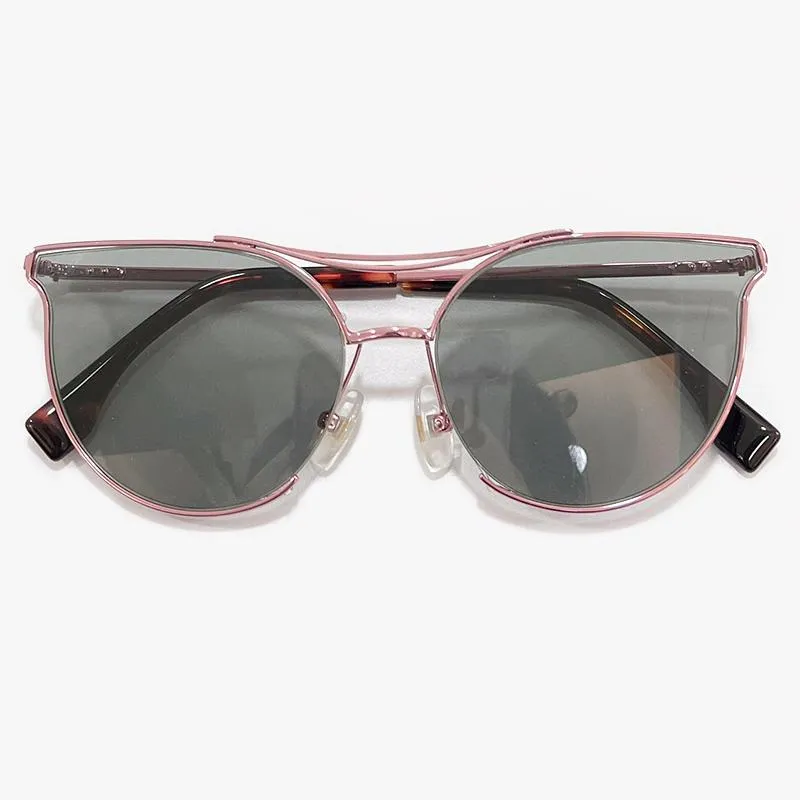 نظارة شمسية العلامة التجارية العلامة التجارية للنساء الفاخرة الصيفية شمس النظارات 2022 DESGINER EYEWEAR لجودة الإناث عالي الجودة