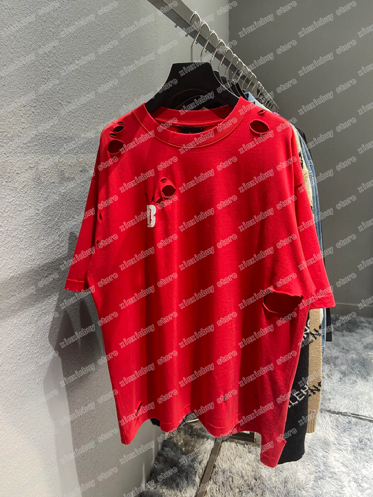 22ss 女性デザイナー tシャツ ティーホール アイスクラックレタープリント半袖マンクルーネックパリストリート黒赤 xinxinbuy XS-L