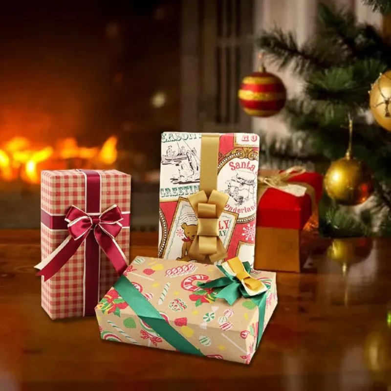 Presentförpackning julomslagspapper söt godis cane björn rutig tryck diy rollift wrapift