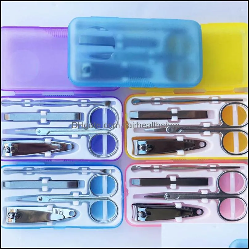 4Pcs/set Nails Clipper Kit Manicure Set Clippers Trimmers Pedicure Scissor Random Color Nail Tools Sets Kits Manicure Tool WXY021