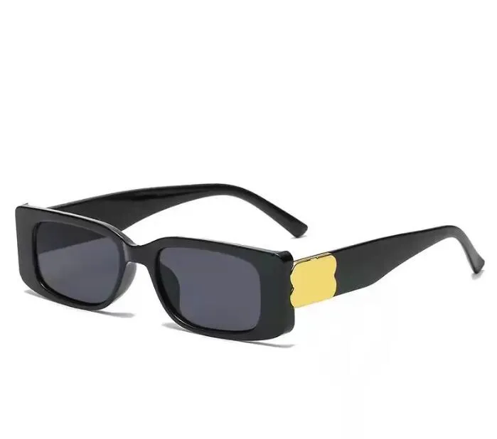 Lunettes de soleil classiques de styliste Personnalité Lunettes de soleil carrées Tendance de la mode Rétro Hommes Femmes Protection UV Plein Cadre 6 Couleurs Avail264U