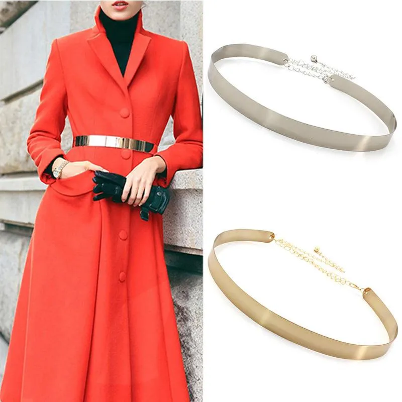 Belts Luxury Fashion Women Metal Designer Brand Gold Silver Waist Strap Dress Coat Sweater Ladies Decorative WaistbandBelts