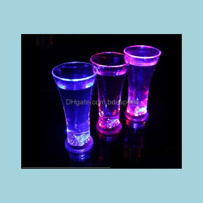 Water Induction Mug Glasses LED Light Luminous Cup Originality Fruit Juice Cups Colorful For Bar Party Supplies 6 4jc KK