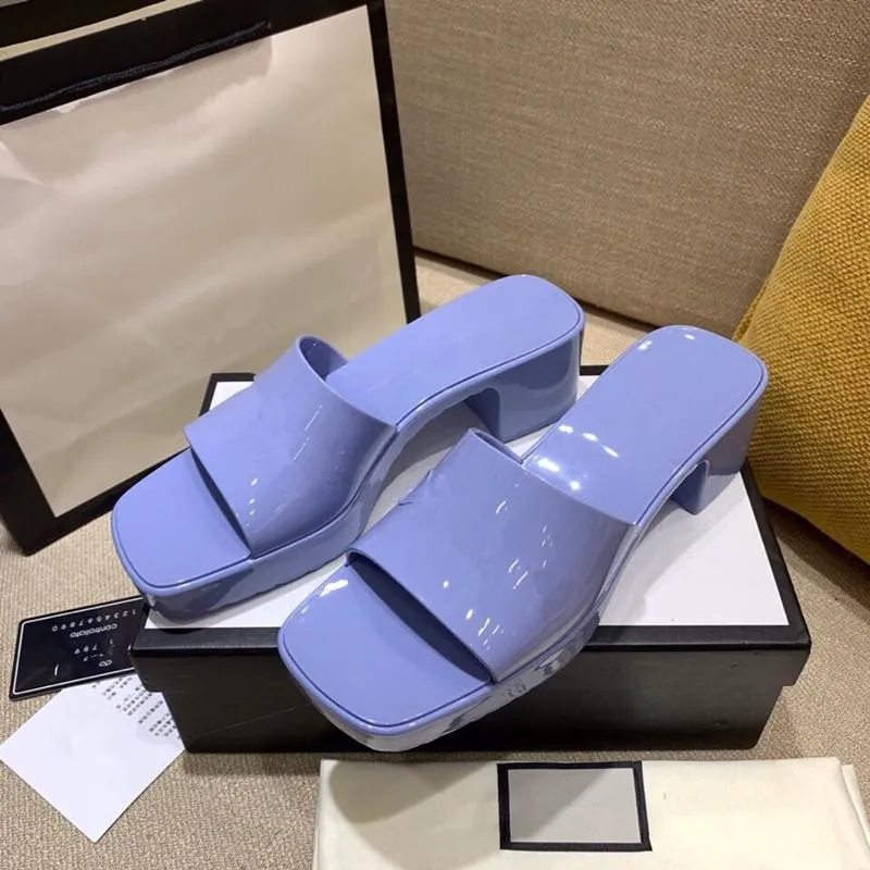 2022 new beach slippers summer women`s shoes thick heels semi luxury fashion High Heels Sandals 35-41