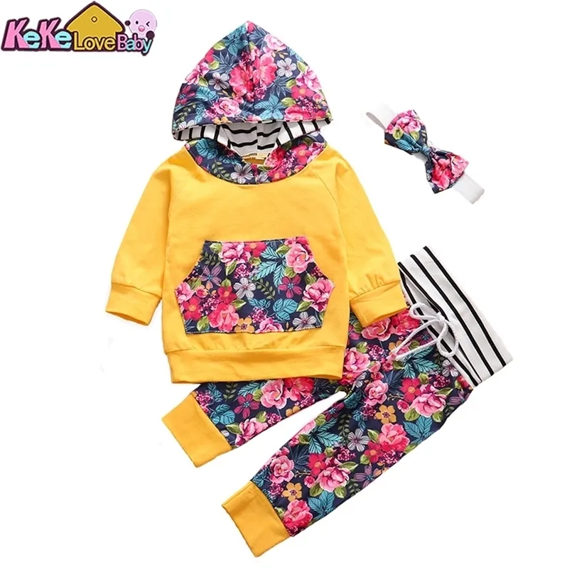 3Pcs Autumn Baby Girl Clothes Set born Infant Outfit Fashion Hoodie Floral Pants Headband Pullover Born Clothing Vest 220326