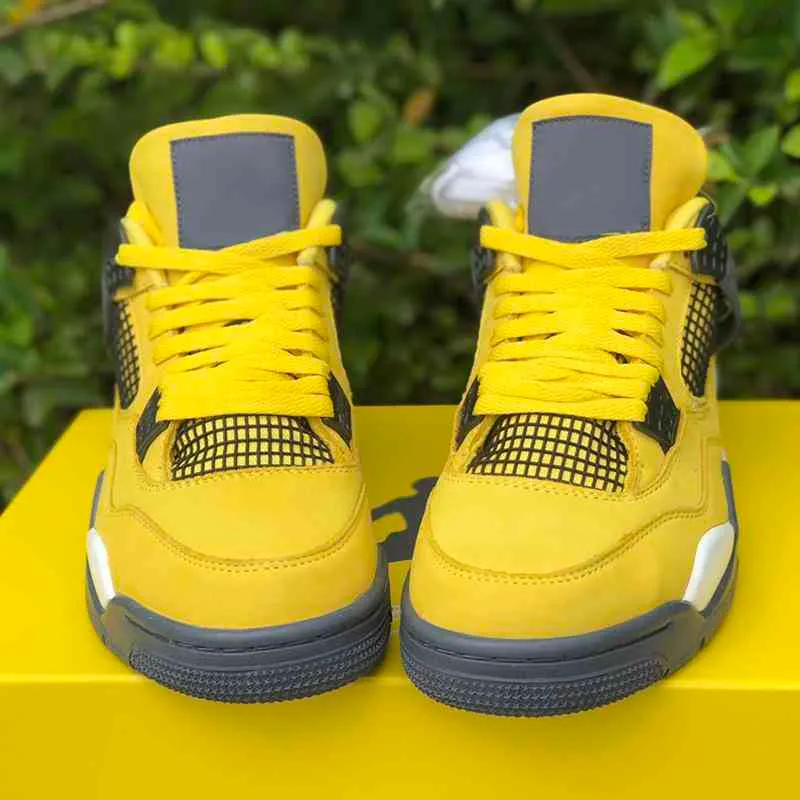 2021 Top quality Jumpman 4 lightning black yellow Basketball Shoes classic design 4s Running Sneakers Men Sport Trainers With Box.