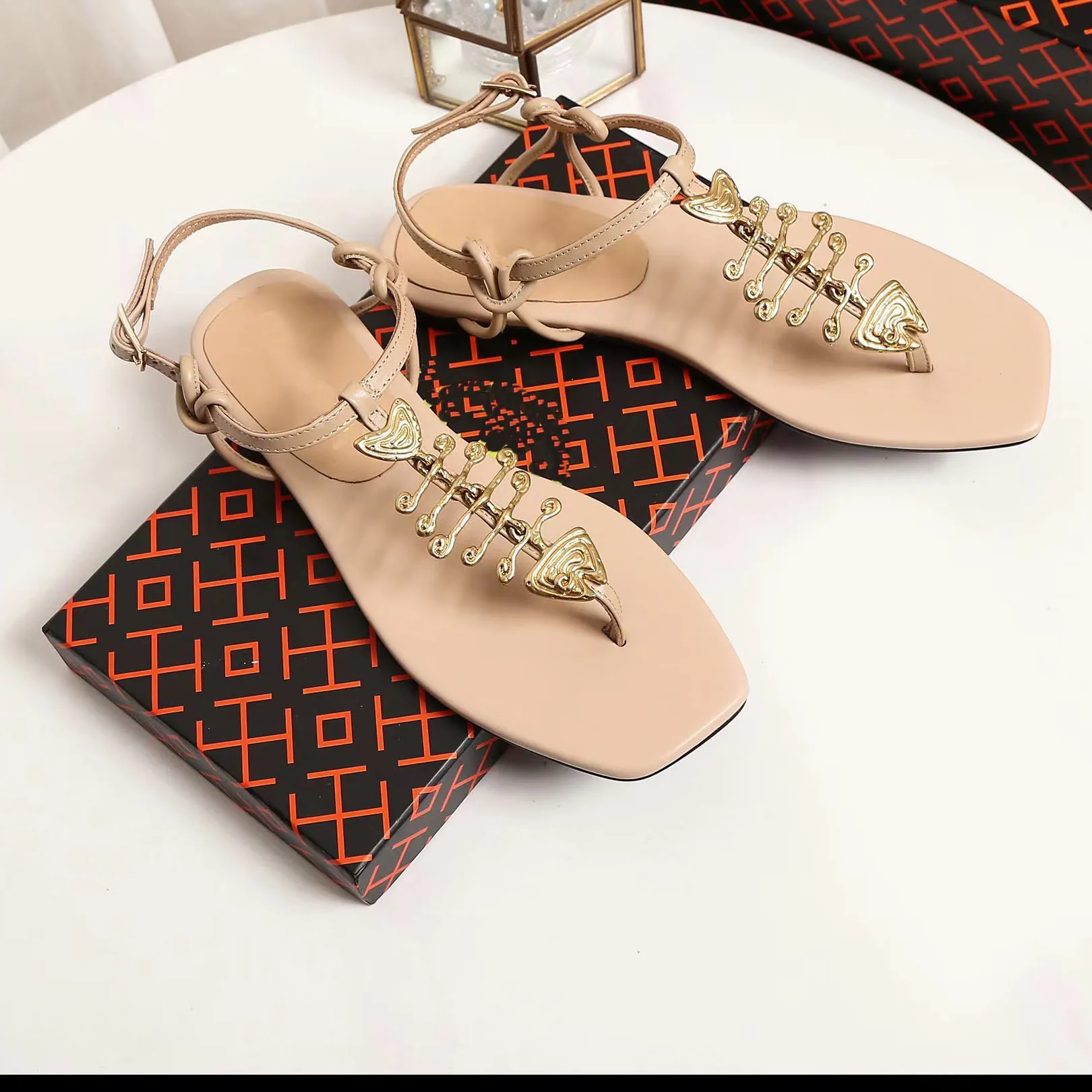 Sandalen goud plat deals