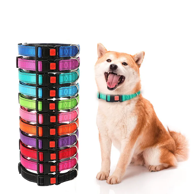 Collier de chien réfléchissant 11 couleurs Nylon Colliers d'animaux de compagnie réglables pour petits chiens de grande taille 4 tailles