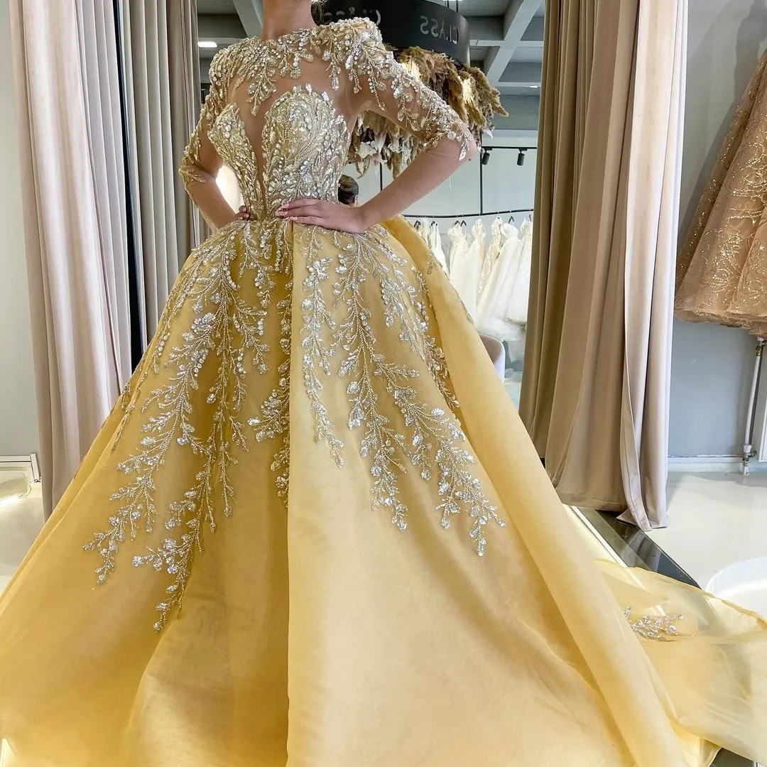 Lång anpassning av kvällsklänning Spets Applique Crystals Women's Prom -klänningar Eleganta festklänningar Vestido de Novia Es