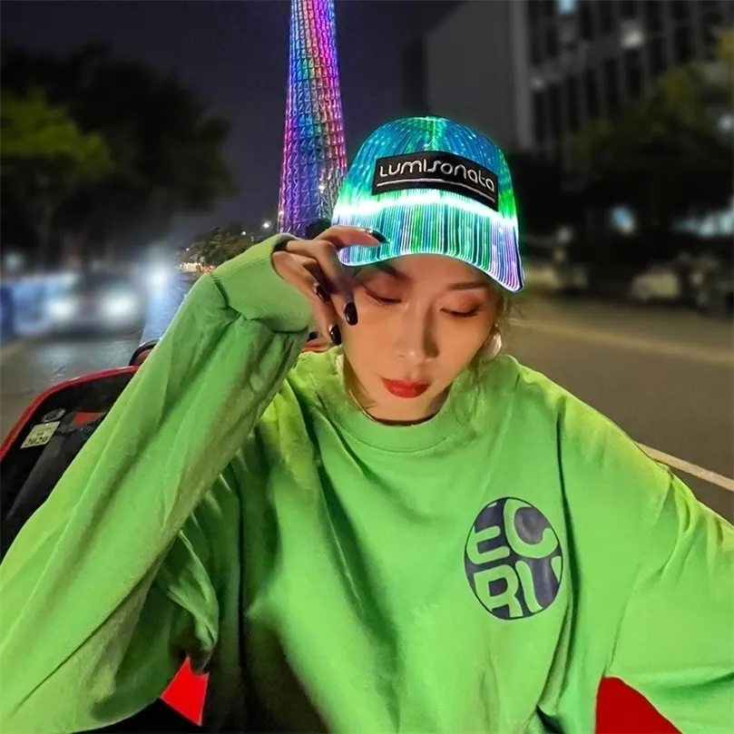 Aydınlık Led Beyzbol Kapağı Glow Hat Unisex DJ Light Up Karnival Fiber Optik Hip Hop Şapkaları Kadın Noel Cadılar Bayramı Partisi 220511