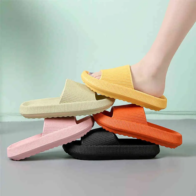 Thick Platform Cloud Slippers Bathroom Home Slippers Non-slip Flip Flops Woman Sandals Women Fashion Soft Sole EVA Indoor Slides G220518