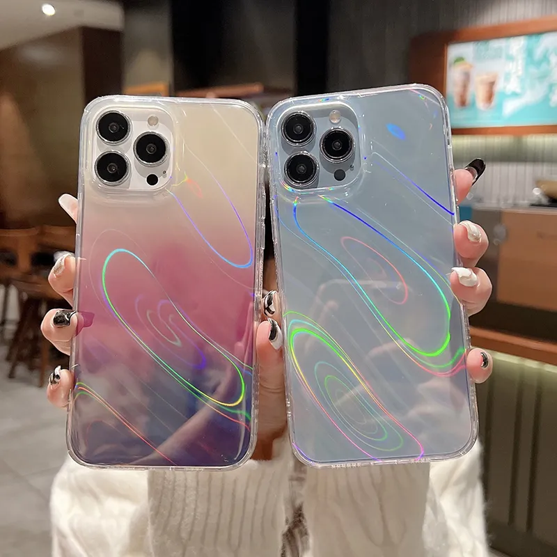 新しいiPhone 15 14 13 12 XR XS MAX 7 8ケースソフトレインボーオーロラの女の子と女性のカバー用ファッションレーザークリアTPU素材を備えた高級電話ケース