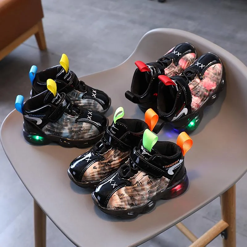 Athletic & Outdoor Size 21 30 Black Children LED Sneakers With Light Up ...