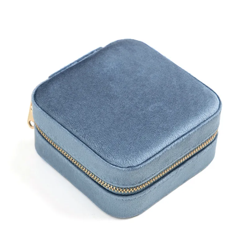 Portable Velvet  Travel Jewelry Case Organizer For Rings, Earrings,  Necklaces, And Bracelets Perfect Travel Storage Case For Girls From  Prettycase, $4.7