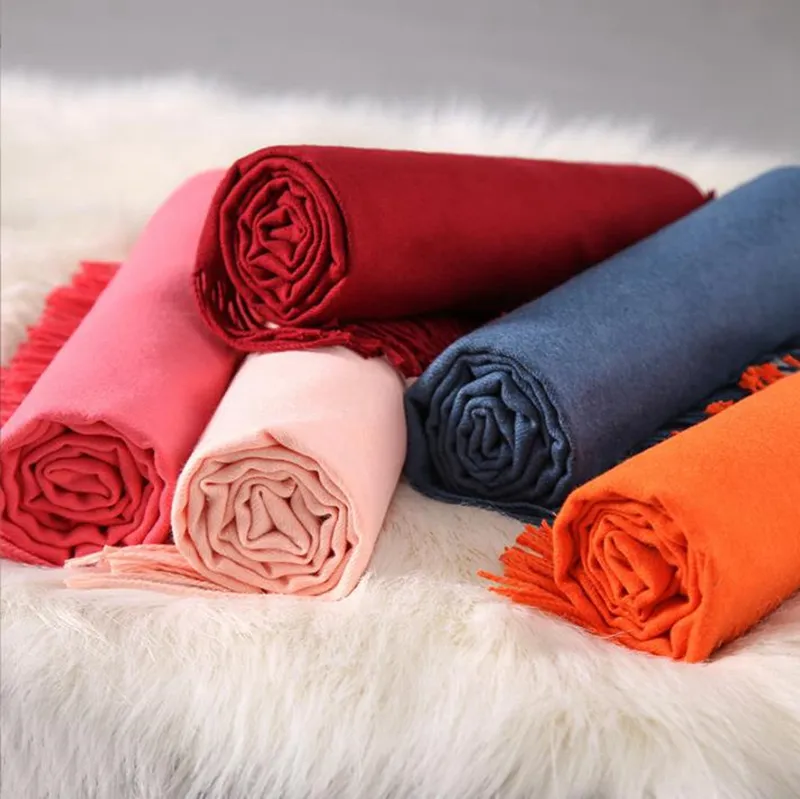 Sciarpa di cashmere Tinta unita Sciarpe di cashmere imitazione Coreano Alla moda addensato Aria calda condizionata Scialle per ragazze Autunno Inverno Adolescenti Avvolgere il collo morbido 23 colori DW776