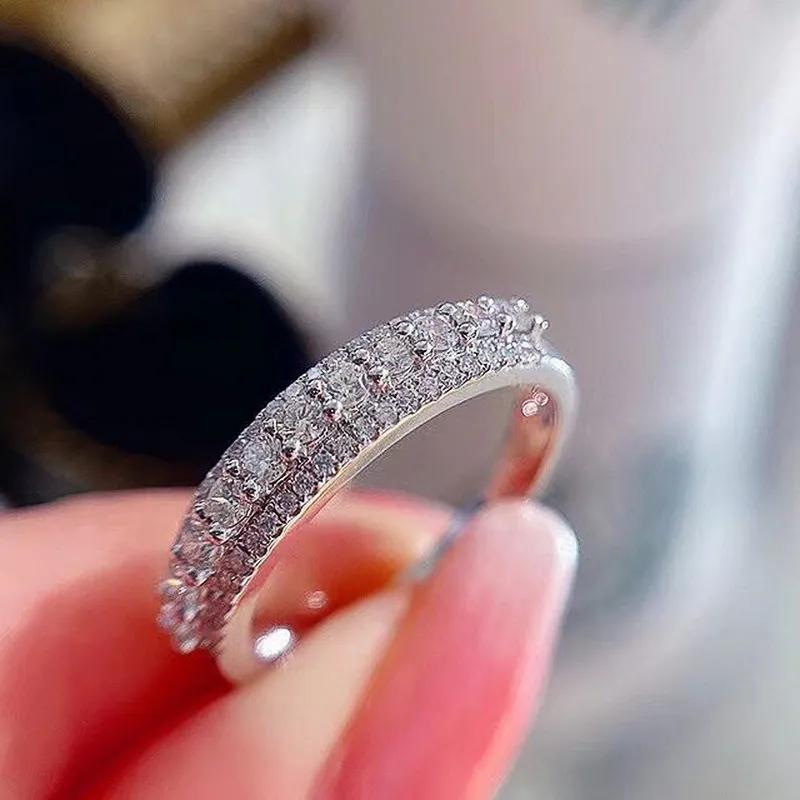 Moda simples anel de dedo jóias espumantes 925 Sterling Silver Micro Pave White Topaz CZ Zircão Diamante Mulheres Banda de noivado Rings Amante Presente de aniversário SZ6-10