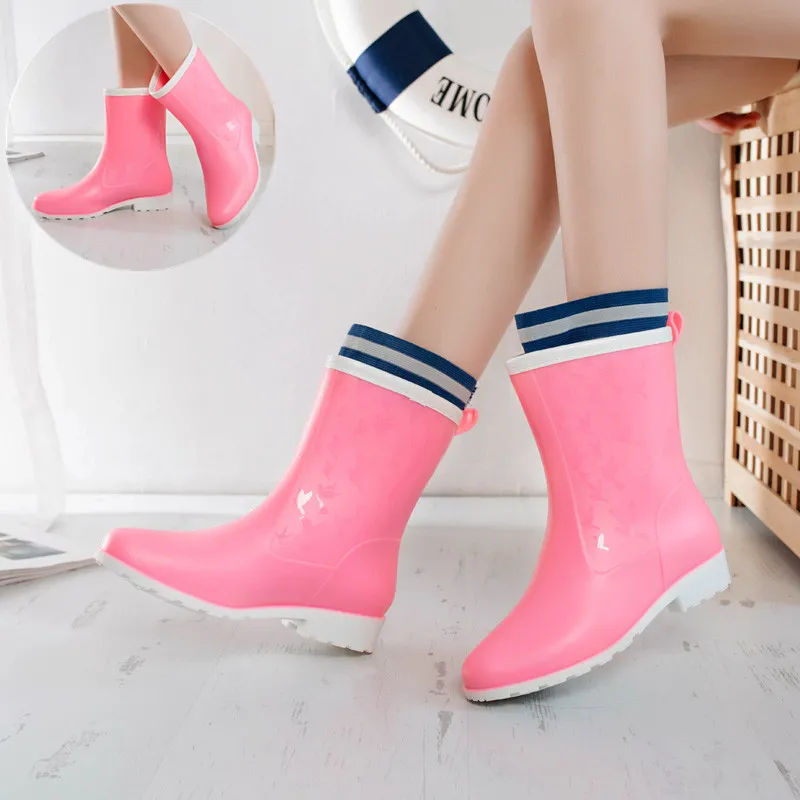 Mode bottes de pluie femmes chaussures imperméables tube moyen bottes de pluie femme à la mode galoches bottes de pluie femmes regenstiefel